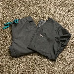 Heather Grey Figs Scrub Set XS